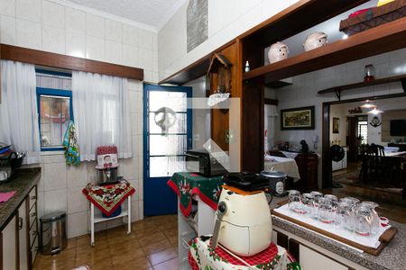 Casa à venda com 520m², 5 quartos e 4 vagas Casa à venda com 520m², 5 quartos e 4 vagasCozinha