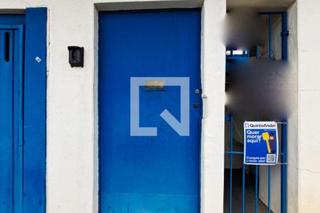 Casa à venda com 520m², 5 quartos e 4 vagas Casa à venda com 520m², 5 quartos e 4 vagasFachada