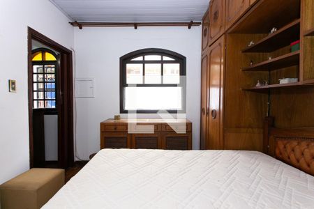 Casa à venda com 520m², 5 quartos e 4 vagas Casa à venda com 520m², 5 quartos e 4 vagasCasa 2 - Quarto 1