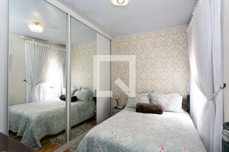 Casa à venda com 520m², 5 quartos e 4 vagas Casa à venda com 520m², 5 quartos e 4 vagasQuarto 2