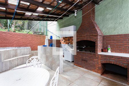 Casa à venda com 520m², 5 quartos e 4 vagas Casa à venda com 520m², 5 quartos e 4 vagasChurrasqueira