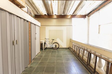 Casa à venda com 195m², 3 quartos e 2 vagasChurrasqueira