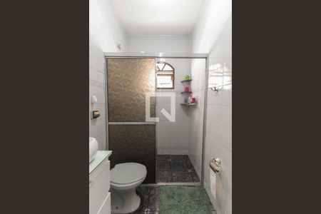 Casa à venda com 195m², 3 quartos e 2 vagasBanheiro Social