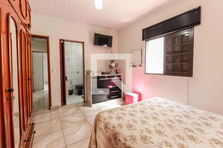 Casa à venda com 195m², 3 quartos e 2 vagasSuíte 2