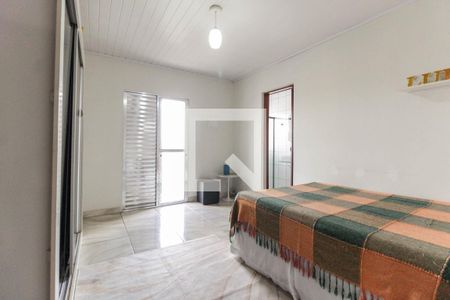 Casa à venda com 195m², 3 quartos e 2 vagasSuíte 1
