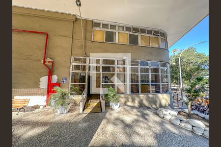 Apartamento para alugar com 39m², 1 quarto e sem vaga Apartamento para alugar com 39m², 1 quarto e sem vagaFachada + Placa