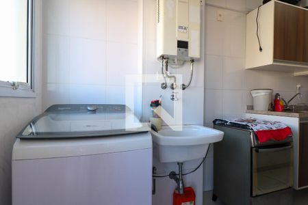 Apartamento para alugar com 67m², 2 quartos e 1 vagaÁrea de Serviço