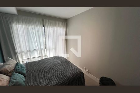 Apartamento à venda com 84m², 3 quartos e 2 vagas Apartamento à venda com 84m², 3 quartos e 2 vagasSuite