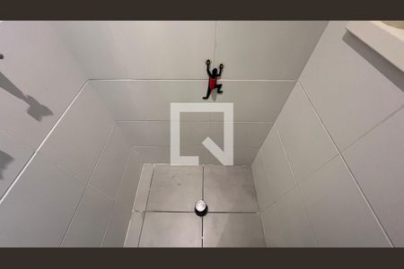 Apartamento à venda com 84m², 3 quartos e 2 vagas Apartamento à venda com 84m², 3 quartos e 2 vagasBanheiro da Suíte