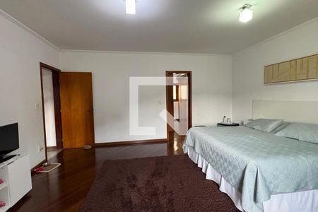 Casa para alugar com 300m², 3 quartos e 2 vagasSuíte 1