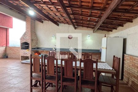 Casa para alugar com 300m², 3 quartos e 2 vagasChurrasqueira