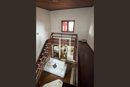 Casa para alugar com 300m², 3 quartos e 2 vagasHall