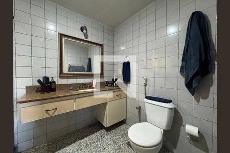 Apartamento à venda com 154m², 3 quartos e 2 vagas Apartamento à venda com 154m², 3 quartos e 2 vagasSuíte - Banheiro