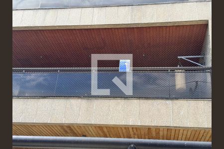 Apartamento à venda com 154m², 3 quartos e 2 vagas Apartamento à venda com 154m², 3 quartos e 2 vagasPlaquinha Quinto Andar