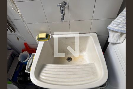 Apartamento à venda com 154m², 3 quartos e 2 vagas Apartamento à venda com 154m², 3 quartos e 2 vagasCozinha e Área de Serviço