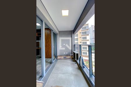 Varanda da Sala/Quarto de kitnet/studio para alugar com 1 quarto, 28m² em Vila Mariana, São Paulo