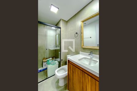 Banheiro de kitnet/studio para alugar com 1 quarto, 28m² em Vila Mariana, São Paulo