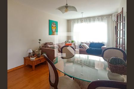 Apartamento à venda com 70m², 2 quartos e 1 vaga Apartamento à venda com 70m², 2 quartos e 1 vagaSala