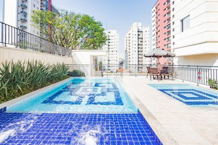 Apartamento à venda com 49m², 2 quartos e 1 vagaÁrea comum - Piscina