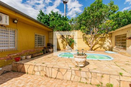 Casa à venda com 3 quartos, 310m² em Rio Branco, Canoas