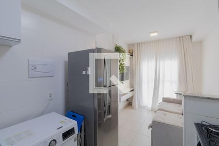 Sala e Cozinha de apartamento para alugar com 1 quarto, 26m² em Vila Ré, São Paulo