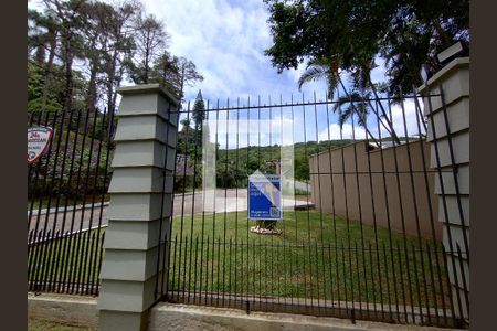 Casa de condomínio para alugar com 380m², 4 quartos e 6 vagasPlaquinha