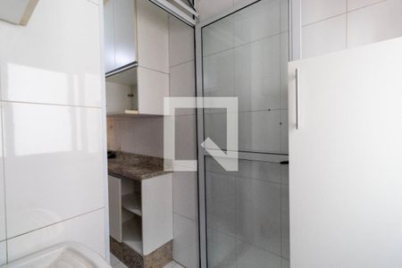 Apartamento à venda com 60m², 3 quartos e 1 vaga Apartamento à venda com 60m², 3 quartos e 1 vagaLavanderia