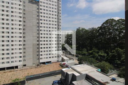 Vista da janela da sala de apartamento à venda com 2 quartos, 35m² em Usina Piratininga, São Paulo