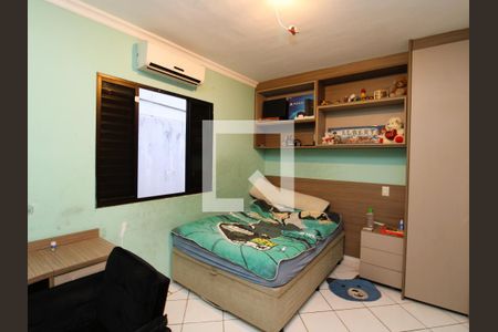 Quarto 1 de casa à venda com 3 quartos, 210m² em Vila Paiva, São Paulo
