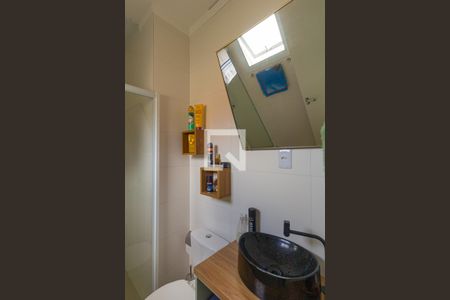 Casa à venda com 100m², 2 quartos e 2 vagasBanheiro Suíte 2