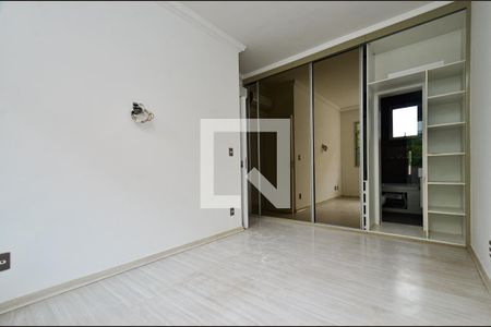 Apartamento à venda com 136m², 4 quartos e 2 vagasSuite