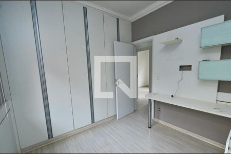 Apartamento à venda com 136m², 4 quartos e 2 vagasQuarto2