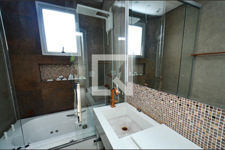 Apartamento à venda com 136m², 4 quartos e 2 vagasBanheiro suite