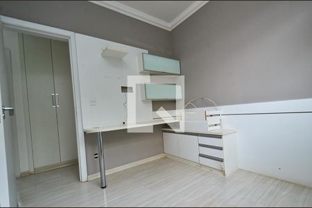 Apartamento à venda com 136m², 4 quartos e 2 vagasQuarto2