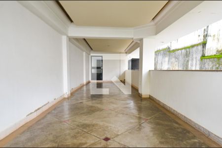 Apartamento à venda com 136m², 4 quartos e 2 vagasEntrada