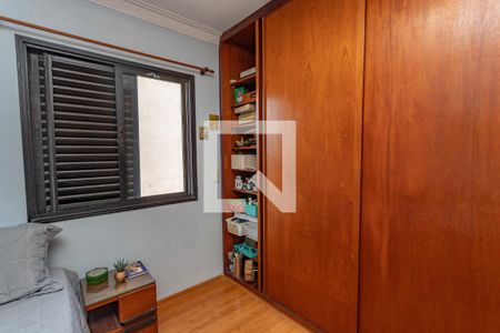 Apartamento à venda com 96m², 3 quartos e 2 vagasQuarto 2