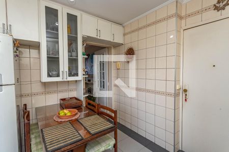 Apartamento à venda com 96m², 3 quartos e 2 vagasCozinha