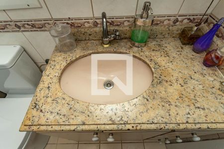 Apartamento à venda com 96m², 3 quartos e 2 vagasBanheiro social