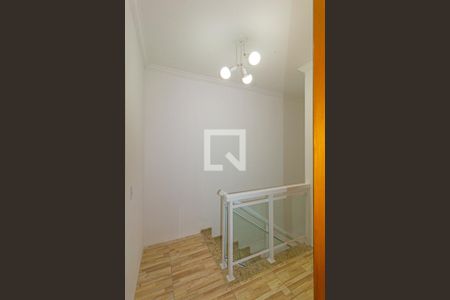 Casa à venda com 92m², 2 quartos e 2 vagasCorredor