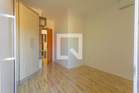 Casa à venda com 92m², 2 quartos e 2 vagasSuíte