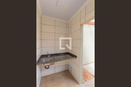Casa à venda com 92m², 2 quartos e 2 vagasLavanderia (Torneira)