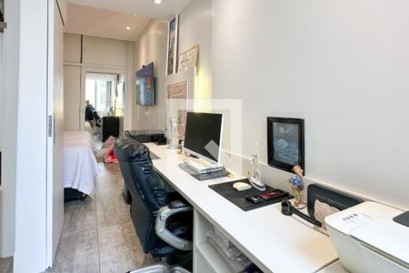 Apartamento à venda com 86m², 3 quartos e 1 vagaQuarto 02