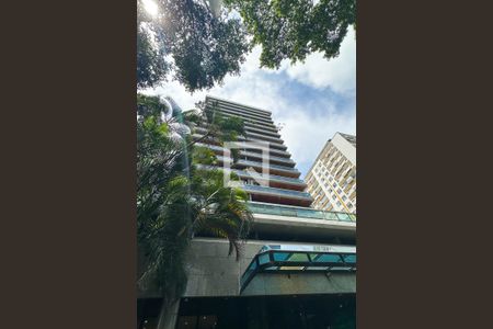 Apartamento à venda com 78m², 2 quartos e 1 vagaFachada