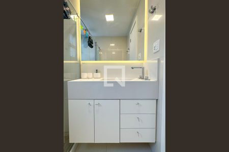 Apartamento à venda com 78m², 2 quartos e 1 vagaBanheiro Social