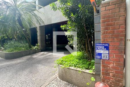 Apartamento à venda com 78m², 2 quartos e 1 vagaPlaquinha