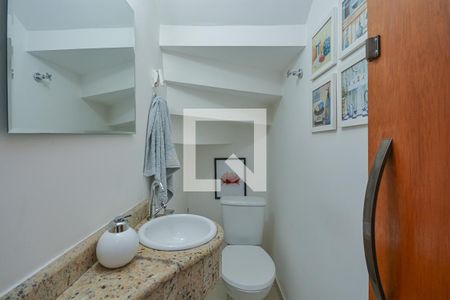 Casa à venda com 76m², 3 quartos e 2 vagas Casa à venda com 76m², 3 quartos e 2 vagasLavabo