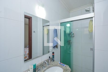 Casa à venda com 76m², 3 quartos e 2 vagas Casa à venda com 76m², 3 quartos e 2 vagasBanheiro da Suíte 1