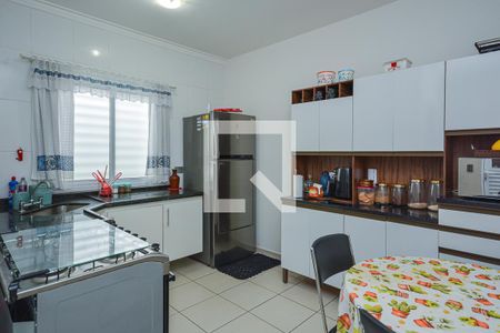 Casa à venda com 76m², 3 quartos e 2 vagas Casa à venda com 76m², 3 quartos e 2 vagasCozinha