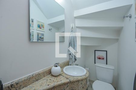 Casa à venda com 76m², 3 quartos e 2 vagas Casa à venda com 76m², 3 quartos e 2 vagasLavabo