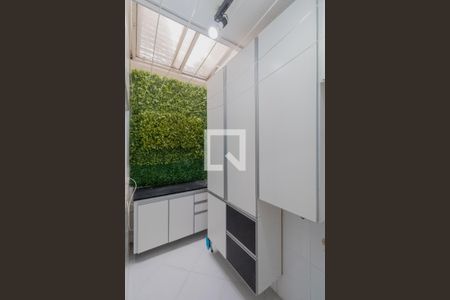 Casa de condomínio à venda com 65m², 2 quartos e 1 vagaÁrea de Serviço